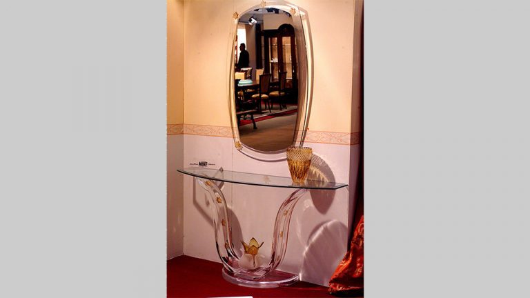 Amarillis console and mirror 1 1024x576