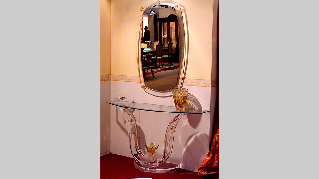 Amarillis console and mirror 1 1024x576