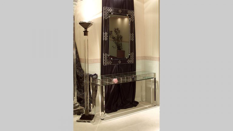 Cons.Showcase Mirror 1 1 1024x576
